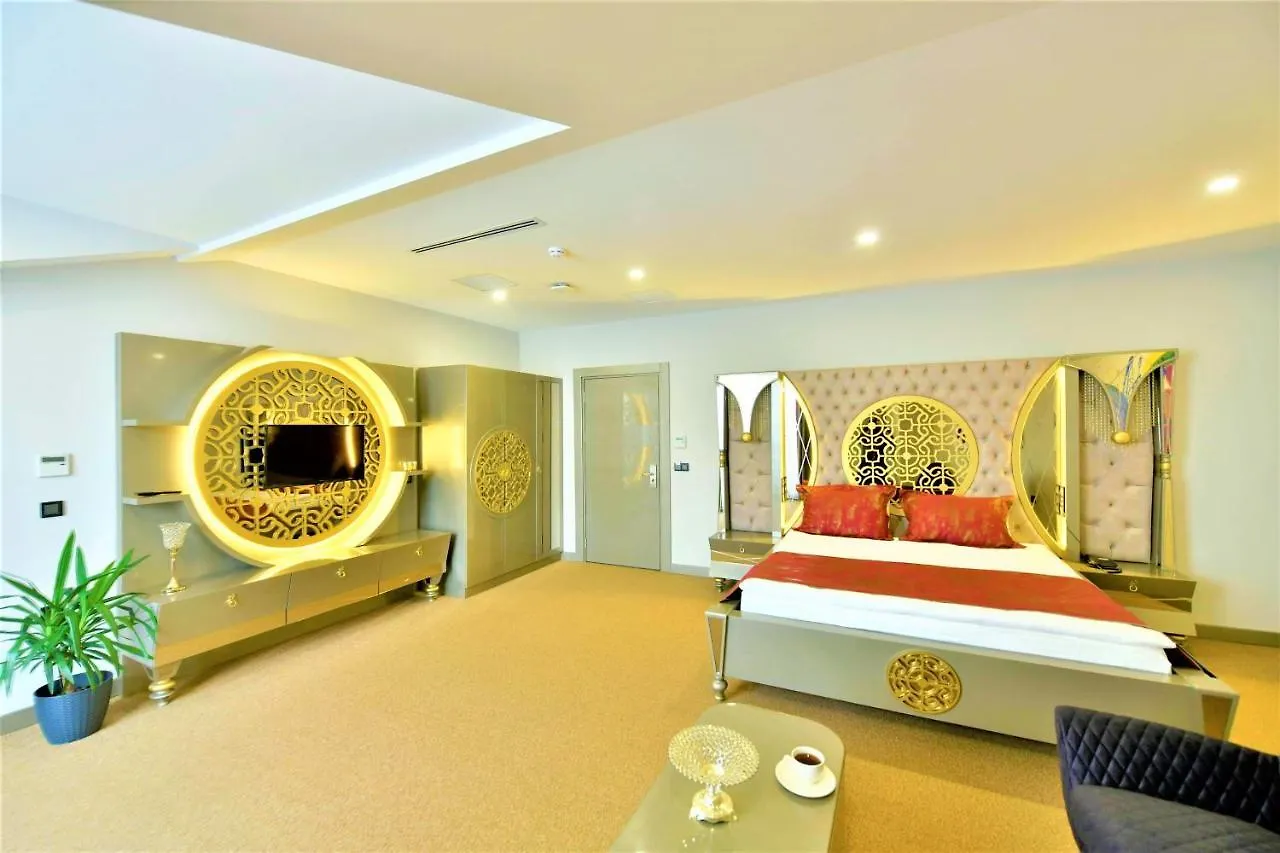 Ghan Hotel Istanbul 3*,